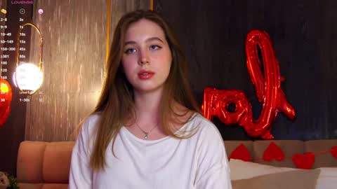 Loraine online show from 02/16/25, 08:55