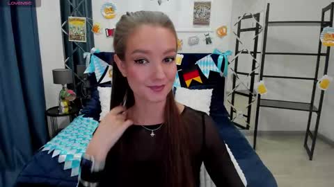 Ur sensual Lora online show from 10/01/25, 08:31
