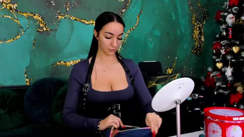 Snapshot of lorawarnner chatting on 12/10/24, 12:38 Miss online show from 12/10/24, 12:38