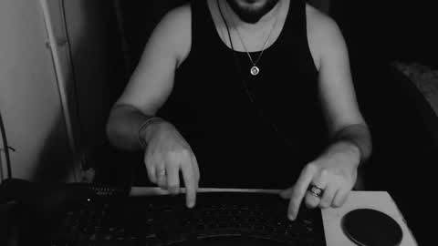 Snapshot of lord_masterx chatting on 09/16/25, 09:27 lord_masterx online show from 09/16/25, 09:27