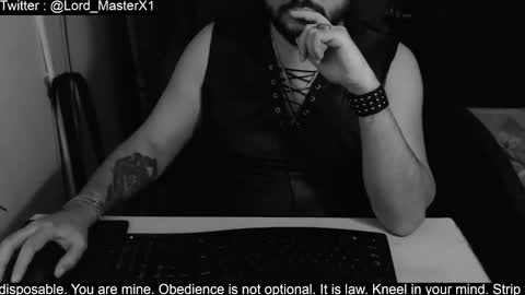 Snapshot of lord_masterx chatting on 11/16/25, 01:33 lord_masterx online show from 11/16/25, 01:33