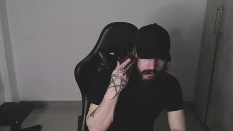 Snapshot of lord_vlad_ chatting on 12/21/24, 05:36 independent model online show from 12/21/24, 05:36