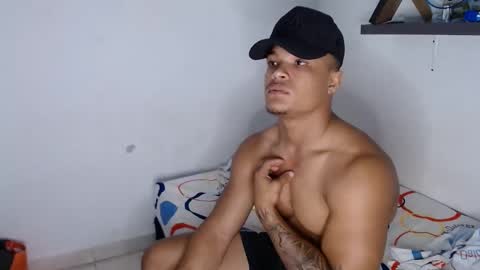 Snapshot of lordblaze_ chatting on 11/11/25, 07:03 Dominic online show from 11/11/25, 07:03