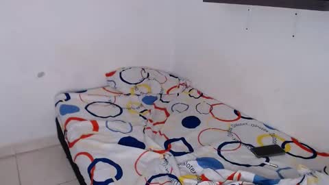 Snapshot of lordblaze_ chatting on 11/23/25, 03:23 Dominic online show from 11/23/25, 03:23