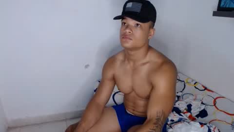 Snapshot of lordblaze_ chatting on 11/26/25, 11:44 Dominic online show from 11/26/25, 11:44