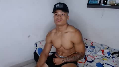 Snapshot of lordblaze_ chatting on 12/03/25, 11:25 Dominic online show from 12/03/25, 11:25