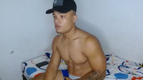 Snapshot of lordblaze_ chatting on 12/21/25, 03:41 Dominic online show from 12/21/25, 03:41