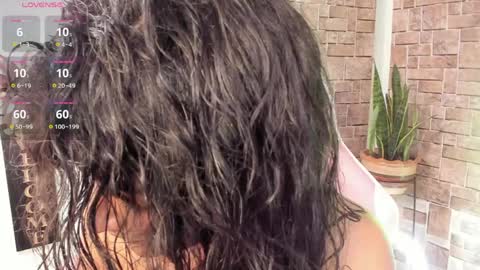 Snapshot of lore_rey chatting on 03/28/26, 10:42 lore_rey online show from 03/28/26, 10:42