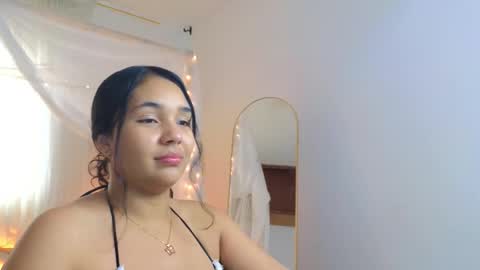 Snapshot of loreaniss chatting on 09/22/25, 08:22 loreanis online show from 09/22/25, 08:22