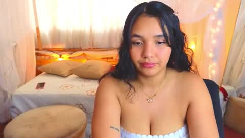 Snapshot of loreaniss chatting on 10/17/25, 08:55 loreanis online show from 10/17/25, 08:55