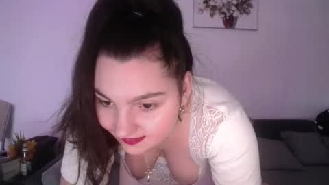 LoreLay online show from 02/03/26, 11:54