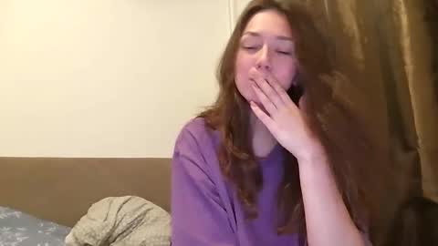 Snapshot of lorelea_cute chatting on 10/11/25, 07:56 Lorelea cute online show from 10/11/25, 07:56