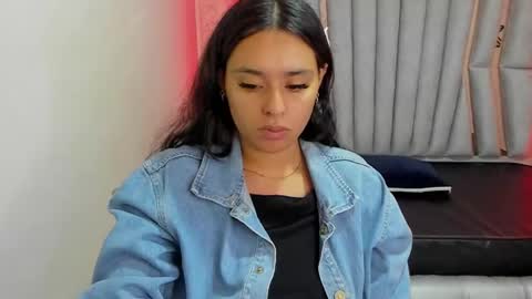 lorem_adams online show from 02/08/25, 11:12