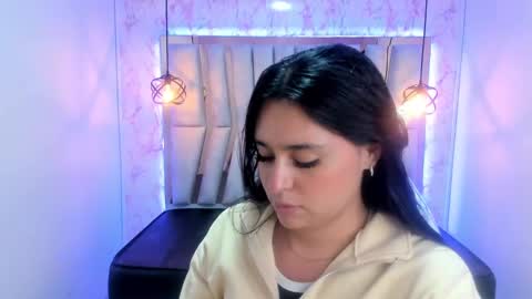 lorem_adams online show from 03/05/25, 11:38