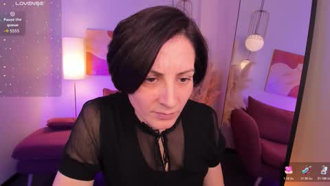 Loren online show from 02/20/26, 01:55