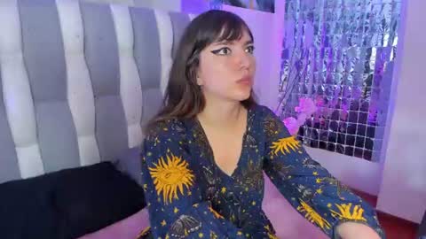 Snapshot of loren_jacksoon chatting on 06/19/26, 11:58 Loren online show from 06/19/26, 11:58
