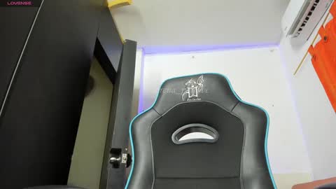 Snapshot of lorena_parlove chatting on 01/08/25, 02:14 Lorena Parlove online show from 01/08/25, 02:14