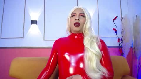 lorena_sexy__ online show from 10/05/25, 02:37