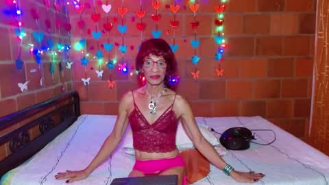 Lorena Capelli online show from 02/10/25, 09:04
