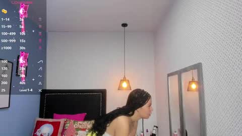 lorenadavies online show from 12/24/24, 12:33