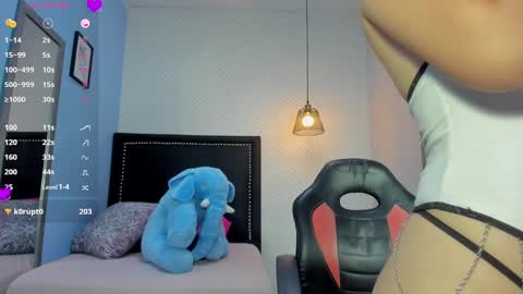 lorenadavies online show from 02/21/25, 12:39