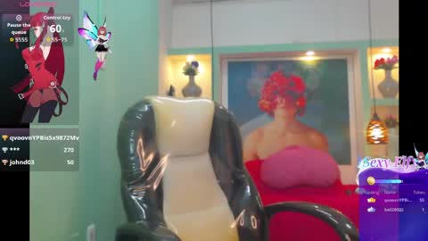 Snapshot of lorenapinto_ chatting on 04/15/26, 11:49 lore online show from 04/15/26, 11:49