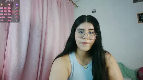 Snapshot of lorenasofia chatting on 09/22/25, 03:30 sofia online show from 09/22/25, 03:30