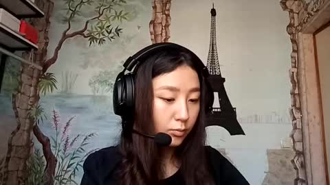 Sofia online show from 11/30/25, 08:18