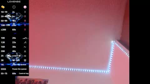 Snapshot of lorenitha_20 chatting on 12/15/25, 06:01 lorenitha online show from 12/15/25, 06:01