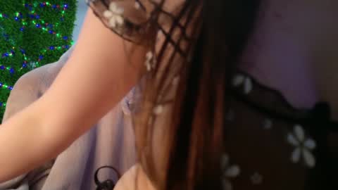 Snapshot of lorennameliyy chatting on 01/28/25, 11:07 Amelia online show from 01/28/25, 11:07