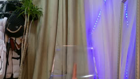 Snapshot of lorennameliyy chatting on 03/10/25, 11:16 Amelia online show from 03/10/25, 11:16