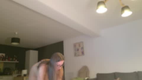 Snapshot of lorennameliyy chatting on 10/08/25, 07:22 Amelia online show from 10/08/25, 07:22