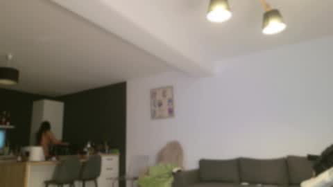 Snapshot of lorennameliyy chatting on 10/10/25, 05:39 Amelia online show from 10/10/25, 05:39