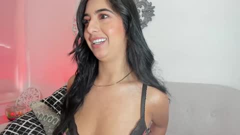 L O R E N online show from 12/22/24, 06:59