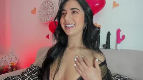 L O R E N online show from 02/16/25, 10:10