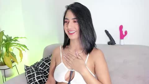 L O R E N online show from 11/09/25, 01:20