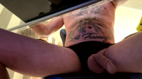 Snapshot of lorenzgutmann310 chatting on 12/01/25, 08:08 lorenzgutmann310 online show from 12/01/25, 08:08