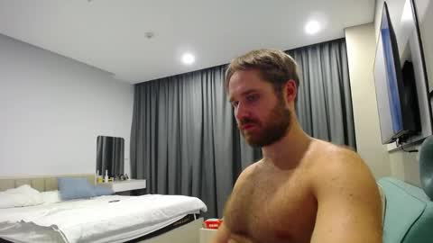 Snapshot of lorenzolux chatting on 05/07/26, 01:16 Lorenz online show from 05/07/26, 01:16
