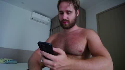 Snapshot of lorenzolux chatting on 07/08/26, 06:40 Lorenz online show from 07/08/26, 06:40