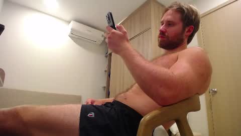 Snapshot of lorenzolux chatting on 07/09/26, 04:11 Lorenz online show from 07/09/26, 04:11