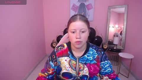 Snapshot of lorethe_demon chatting on 04/20/26, 12:41 lorethe_demon online show from 04/20/26, 12:41