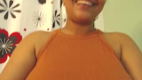 Loretta Gmez online show from 02/14/25, 03:22