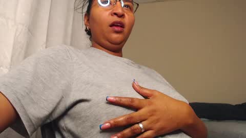 Loretta Gmez online show from 03/06/25, 07:14