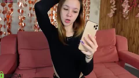 Snapshot of lori_blossom chatting on 02/10/26, 09:13 LORI online show from 02/10/26, 09:13