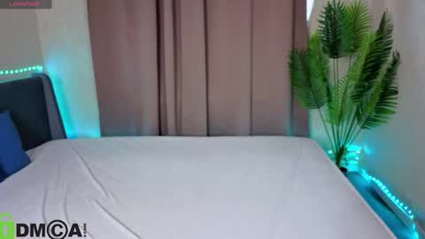 Snapshot of lori_blossom chatting on 04/13/26, 01:11 LORI online show from 04/13/26, 01:11