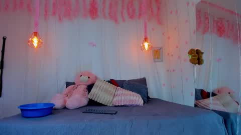 Snapshot of lori_evans1 chatting on 01/09/26, 10:51 Lori Evans online show from 01/09/26, 10:51