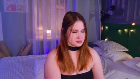 Lori online show from 11/22/25, 07:02