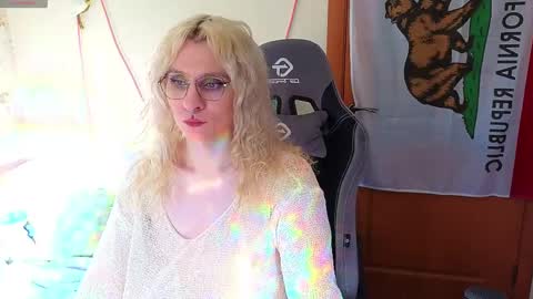 Snapshot of lori_myaf chatting on 04/10/26, 02:11 Lori ----------------------------------- online show from 04/10/26, 02:11