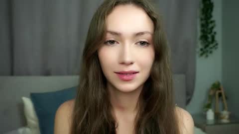 Snapshot of loriamarzinske chatting on 09/24/25, 10:13 Naomi online show from 09/24/25, 10:13