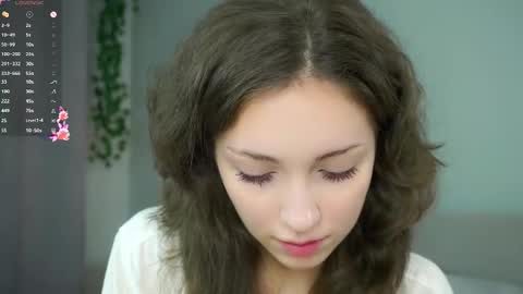 Snapshot of loriamarzinske chatting on 11/07/25, 09:48 Naomi online show from 11/07/25, 09:48